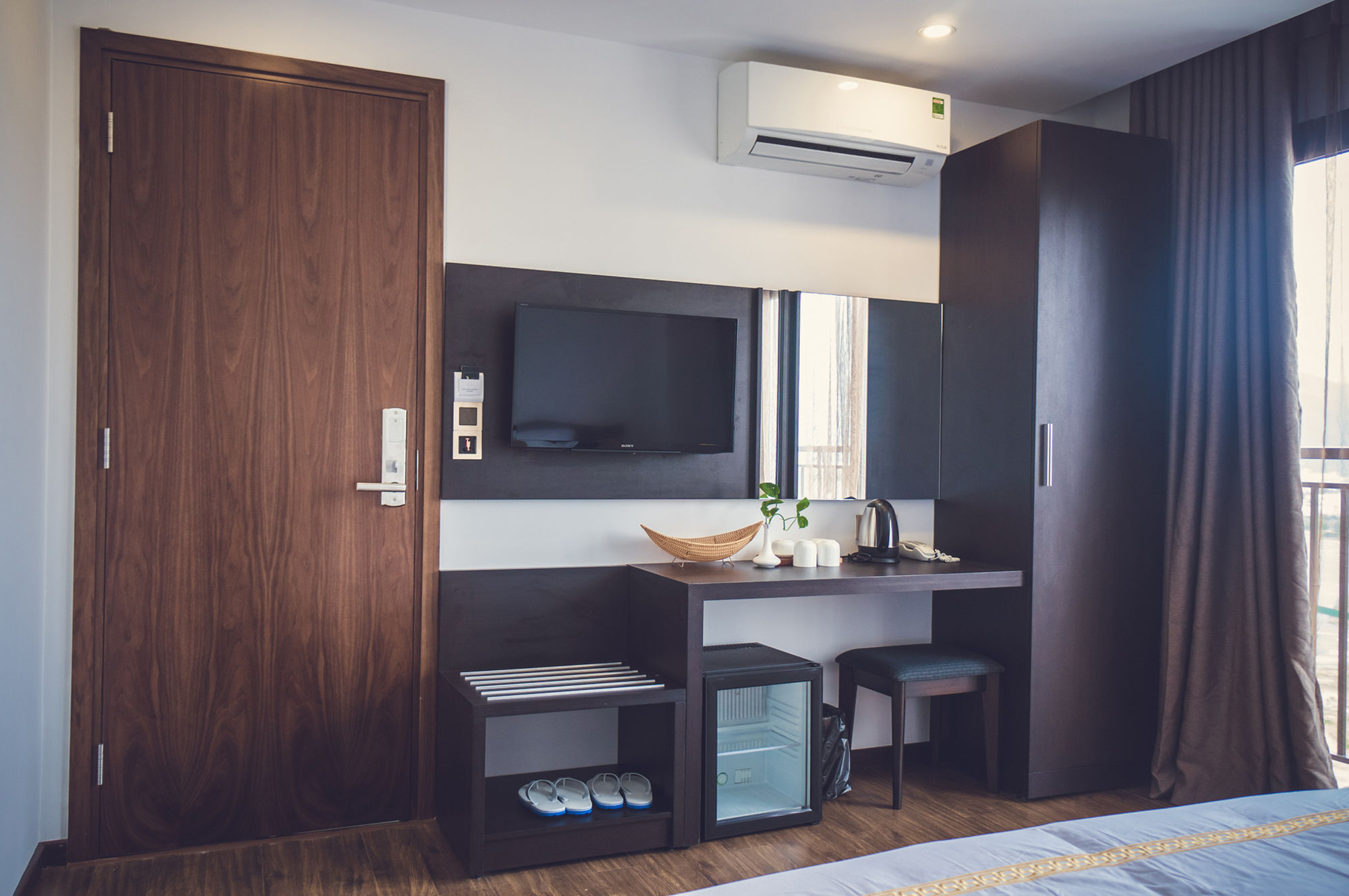 Meriton Hotel Нячанг Екстер'єр фото